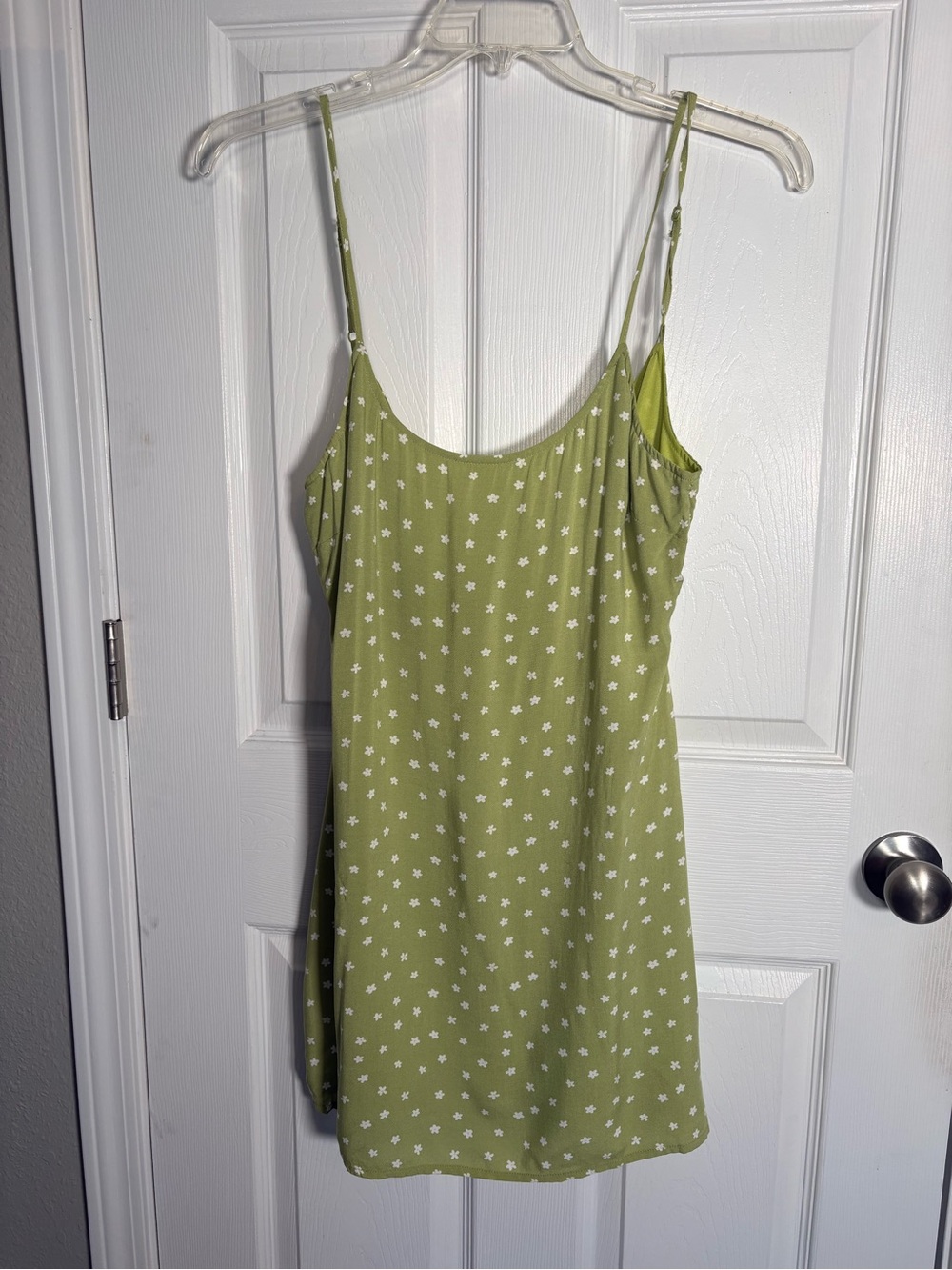 L.A. Hearts Green Dress with Daisies Size Medium